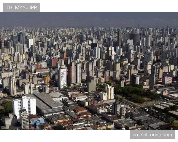 松本良一比较三国比赛城市特点 加拿大与墨西哥策略不同